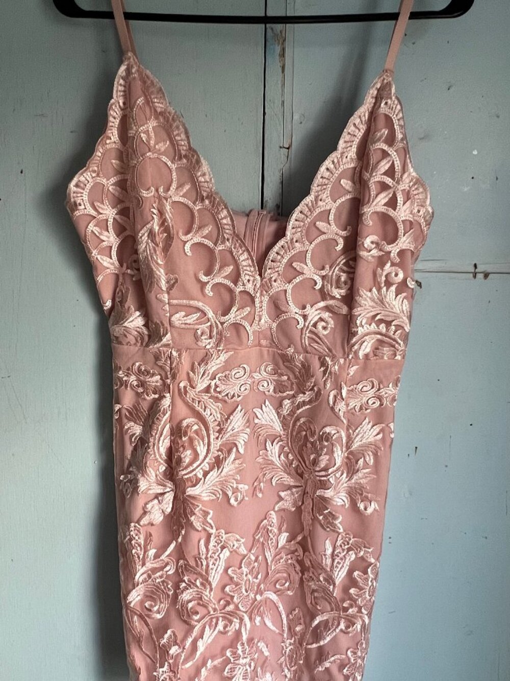 PrettyLittleThing Dusty Pink Embroidered Lace Bodycon Mini Dress Size 10